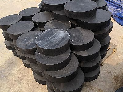 苍梧县板式橡胶支座由若干层橡胶片与薄钢板经加压硫化